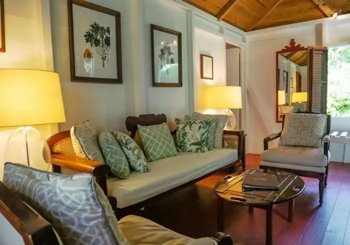 The Hermitage Inn Nevis Hotel